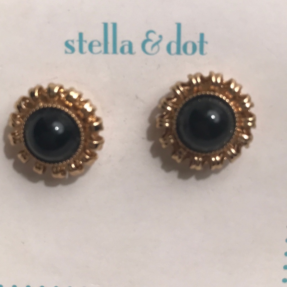 Stella & Dot Gigi earring